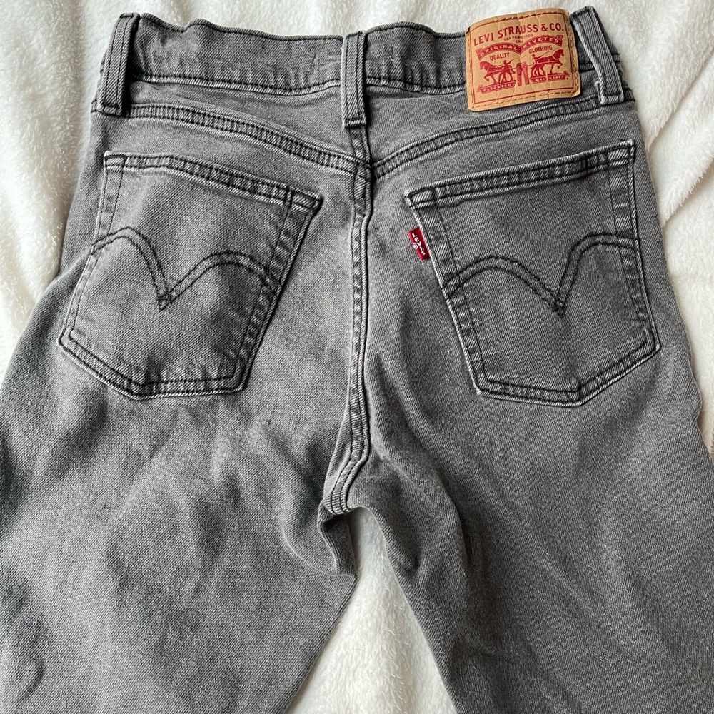 Levi’s Wedgie Straight Jeans